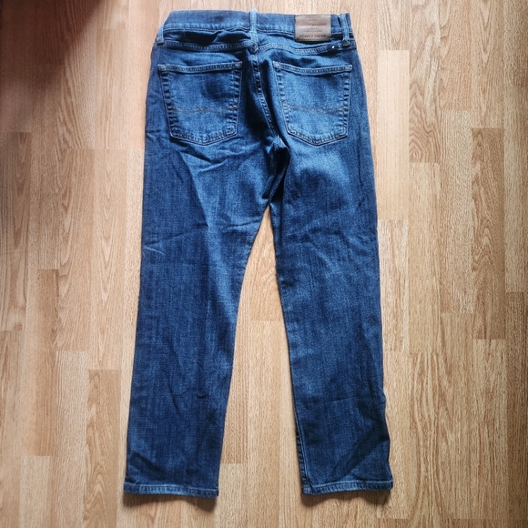 Lucky Brand 221 Straight Jeans - Picture 11 of 12